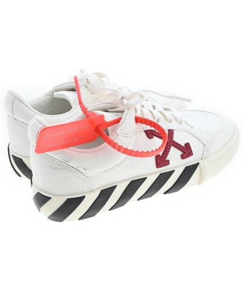 OFF-WHITE รองเท้าผ้าใบ