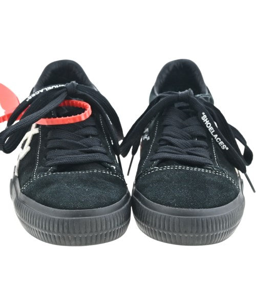 OFF-WHITE รองเท้าผ้าใบ