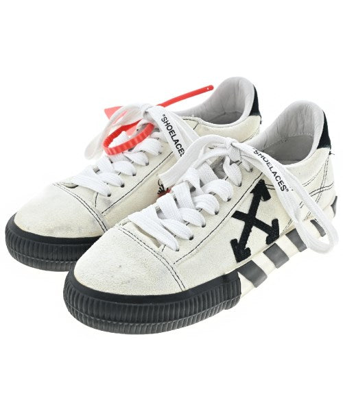 OFF-WHITE รองเท้าผ้าใบ