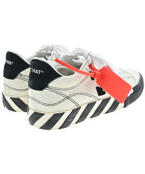 OFF-WHITE รองเท้าผ้าใบ