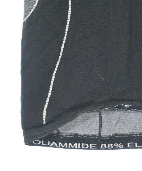 OFF-WHITE เสื้อยืด/เสื้อท็อปส์