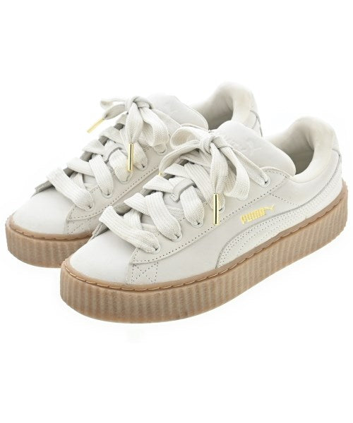 PUMA by Rihanna รองเท้าผ้าใบ