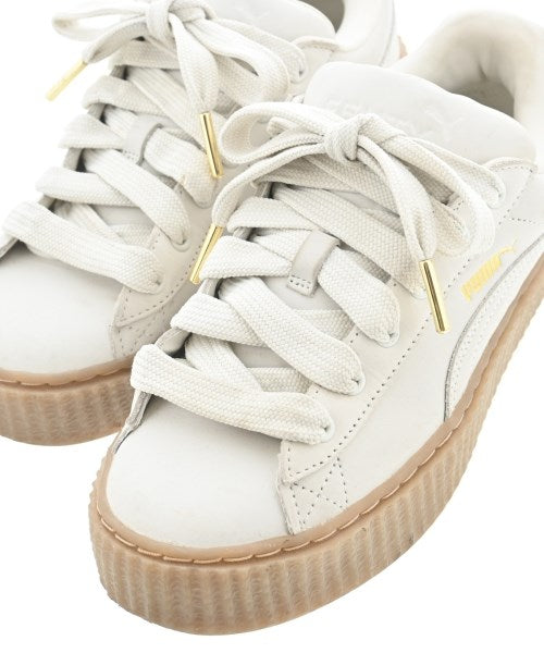 PUMA by Rihanna รองเท้าผ้าใบ
