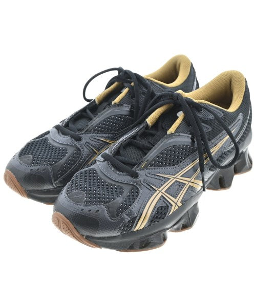 Kiko Kostadinov รองเท้าผ้าใบ