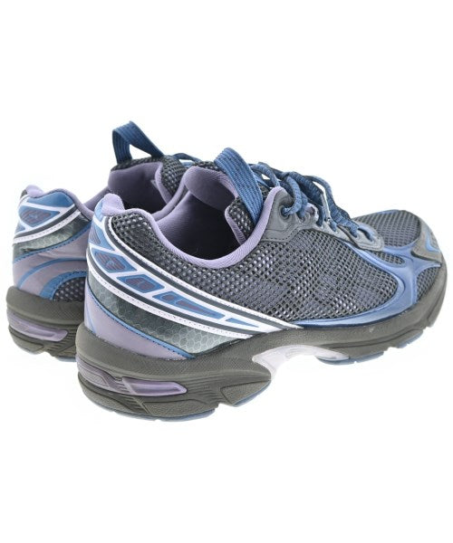 Kiko Kostadinov รองเท้าผ้าใบ