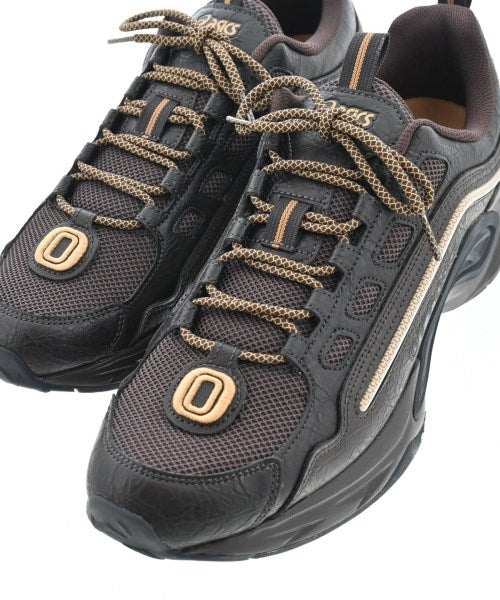 Kiko Kostadinov รองเท้าผ้าใบ