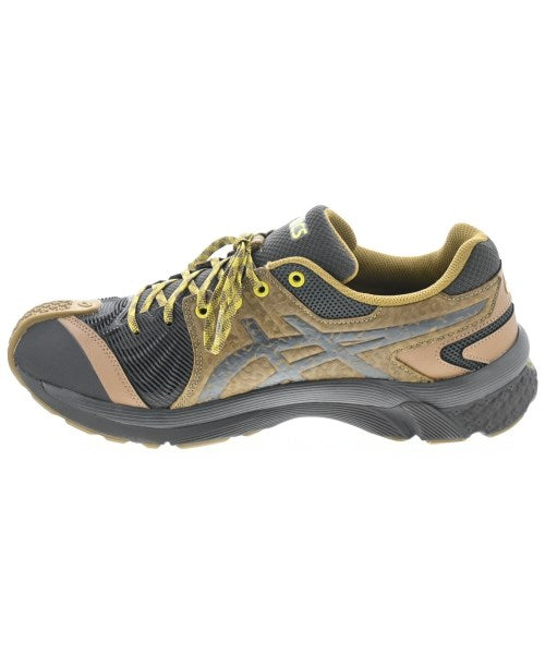 Kiko Kostadinov รองเท้าผ้าใบ