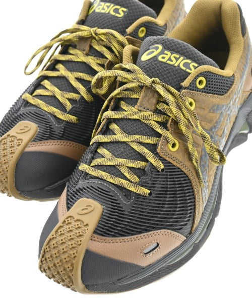 Kiko Kostadinov รองเท้าผ้าใบ