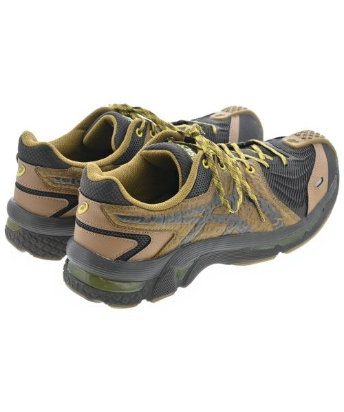 Kiko Kostadinov รองเท้าผ้าใบ