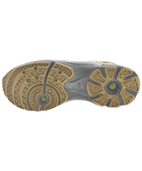 Kiko Kostadinov รองเท้าผ้าใบ