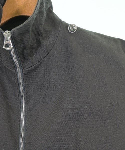 Kiko Kostadinov แจ็คเก็ตเบลาส์ อื่น