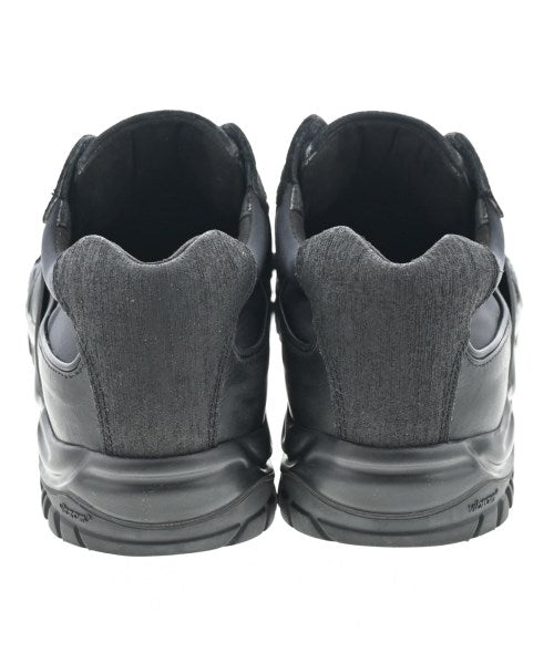 Kiko Kostadinov รองเท้าผ้าใบ