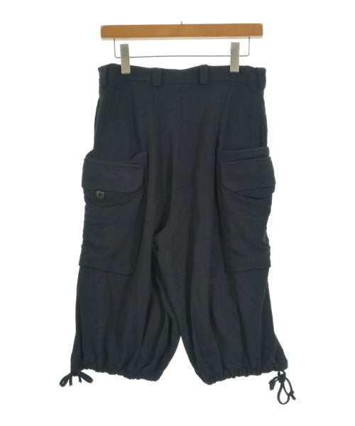 Kiko Kostadinov กางเกงขาสั้น