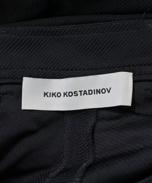Kiko Kostadinov กางเกงขาสั้น