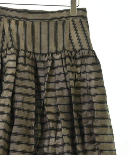 ANGLOMANIA กระโปรงยาวถึงเข่า