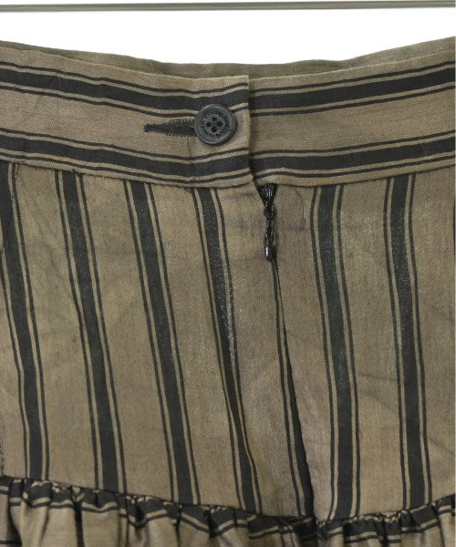 ANGLOMANIA กระโปรงยาวถึงเข่า