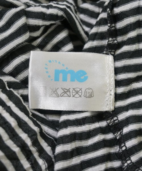me ISSEY MIYAKE แขนกุด