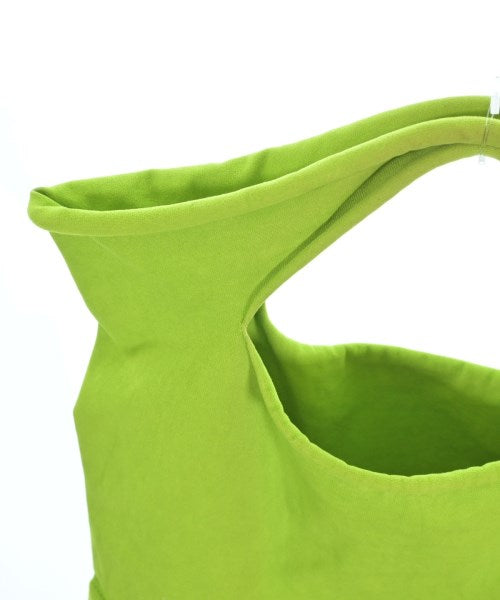 me ISSEY MIYAKE กระเป๋าถือขนาดใหญ่