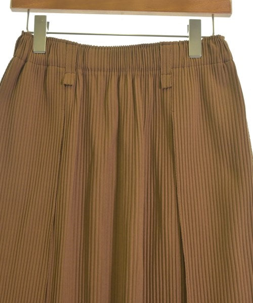 me ISSEY MIYAKE กระโปรงยาวถึงเข่า