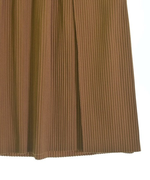 me ISSEY MIYAKE กระโปรงยาวถึงเข่า