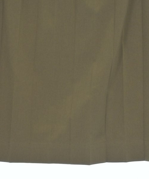 me ISSEY MIYAKE กระโปรงยาวถึงเข่า