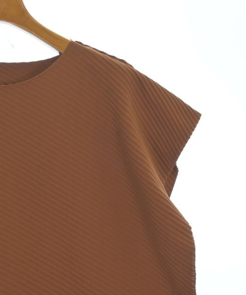 me ISSEY MIYAKE ชุดเดรส