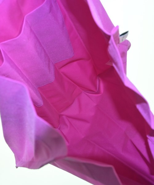 me ISSEY MIYAKE กระเป๋าถือขนาดใหญ่