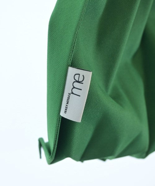 me ISSEY MIYAKE กระเป๋าถือขนาดใหญ่
