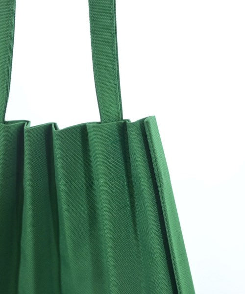 me ISSEY MIYAKE กระเป๋าถือขนาดใหญ่