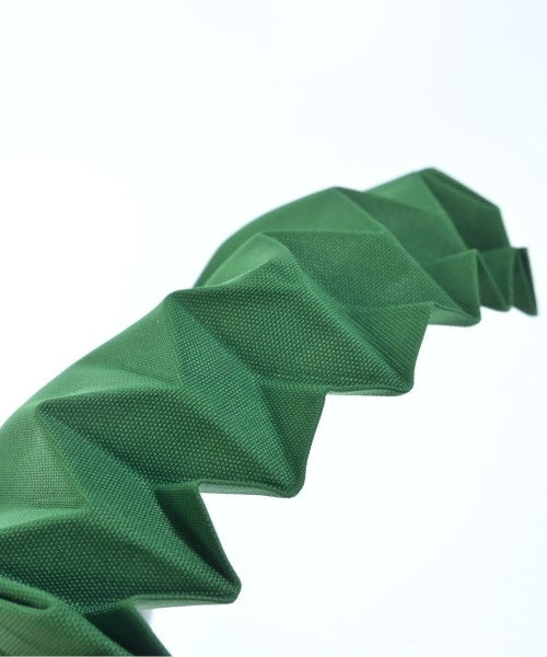 me ISSEY MIYAKE กระเป๋าถือขนาดใหญ่