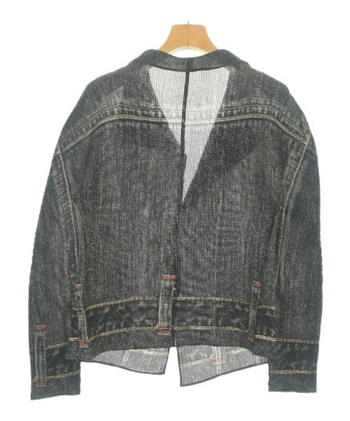 me ISSEY MIYAKE เสื้อลำลอง