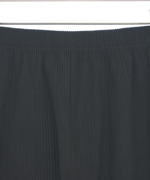me ISSEY MIYAKE กระโปรงยาวถึงเข่า