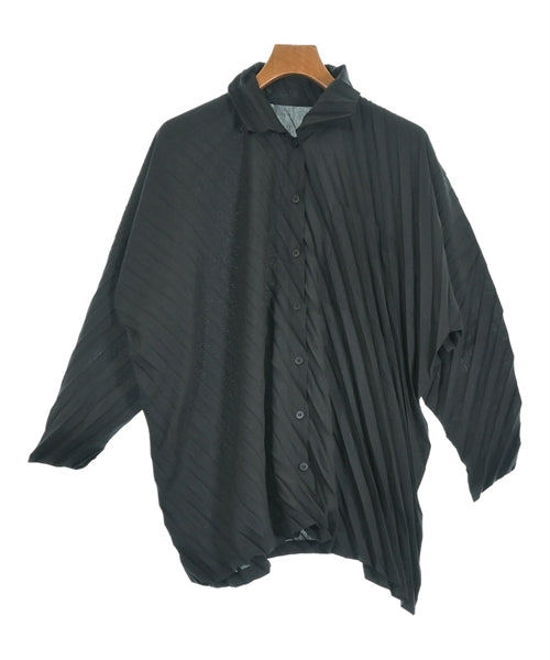 me ISSEY MIYAKE เสื้อลำลอง