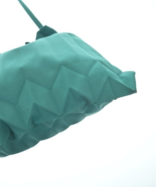 me ISSEY MIYAKE กระเป๋าสะพาย