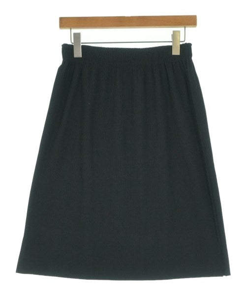 me ISSEY MIYAKE กระโปรงยาวถึงเข่า