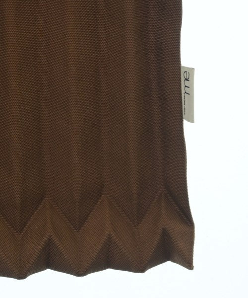 me ISSEY MIYAKE กระเป๋าถือขนาดใหญ่