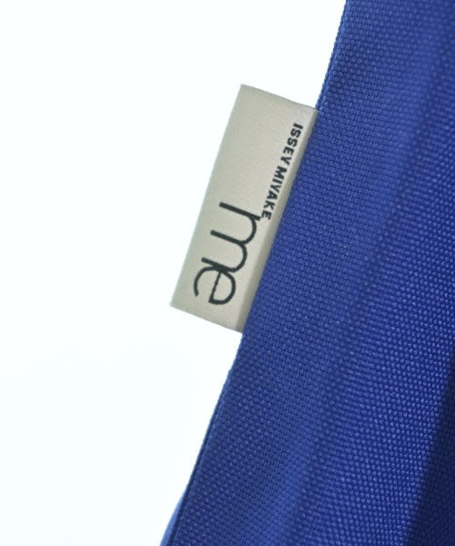 me ISSEY MIYAKE กระเป๋าถือขนาดใหญ่