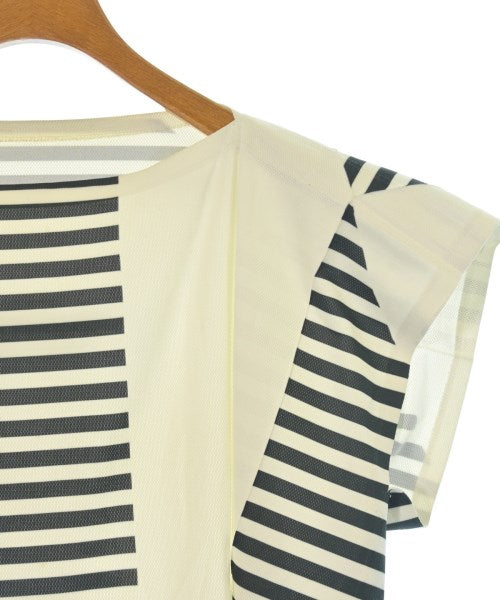 me ISSEY MIYAKE เสื้อยืด/เสื้อท็อปส์