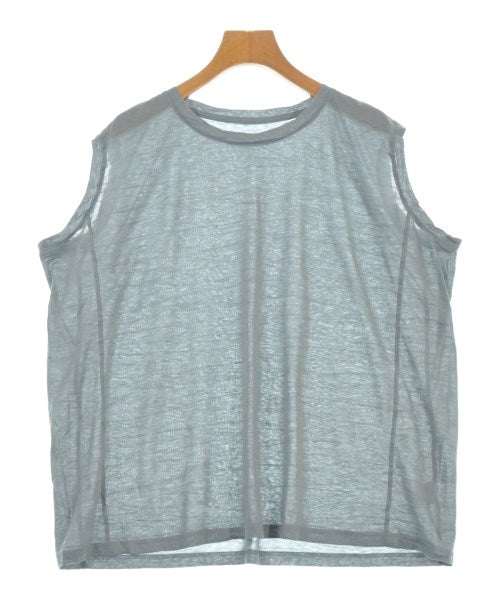 me ISSEY MIYAKE แขนกุด