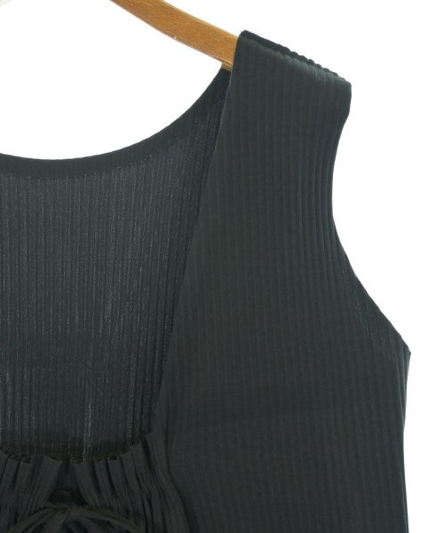 me ISSEY MIYAKE ชุดเดรส