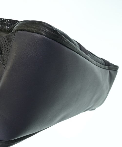 adidas by Stella McCartney กระเป๋าใส่อุปกรณ์ขนาดใหญ่