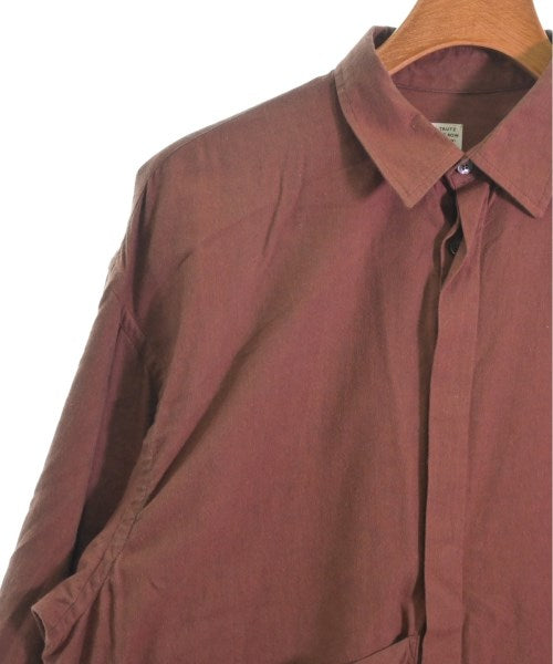 E.TAUTZ เสื้อลำลอง