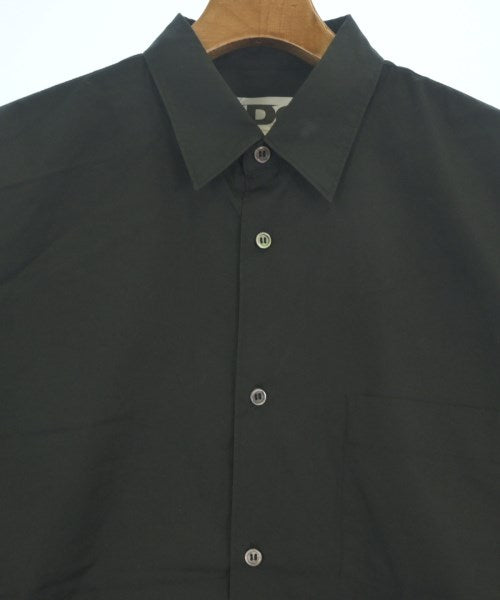 CDG เสื้อลำลอง