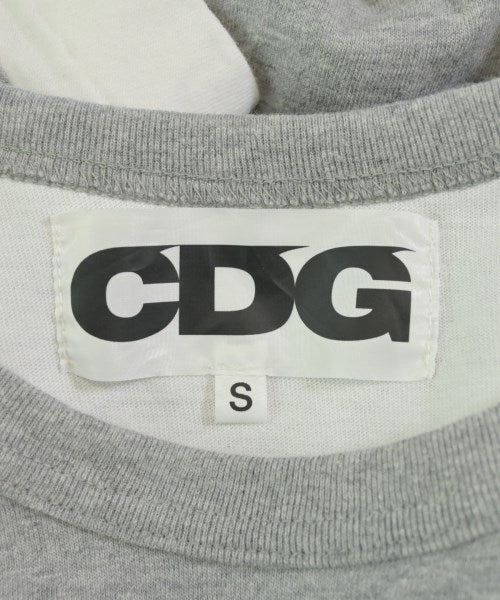 CDG เสื้อยืด/เสื้อท็อปส์