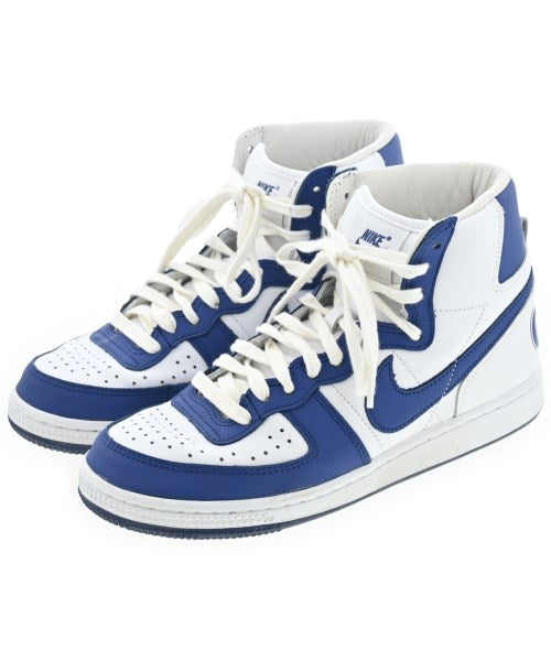 CDG รองเท้าผ้าใบ