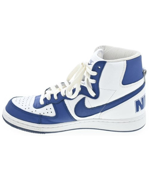 CDG รองเท้าผ้าใบ