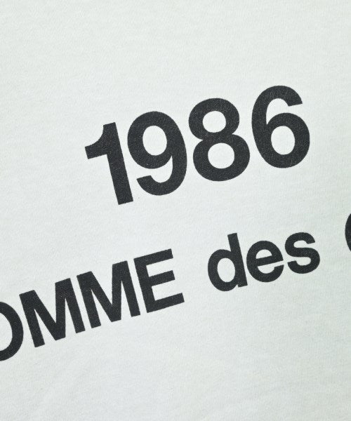 CDG เสื้อยืด/เสื้อท็อปส์