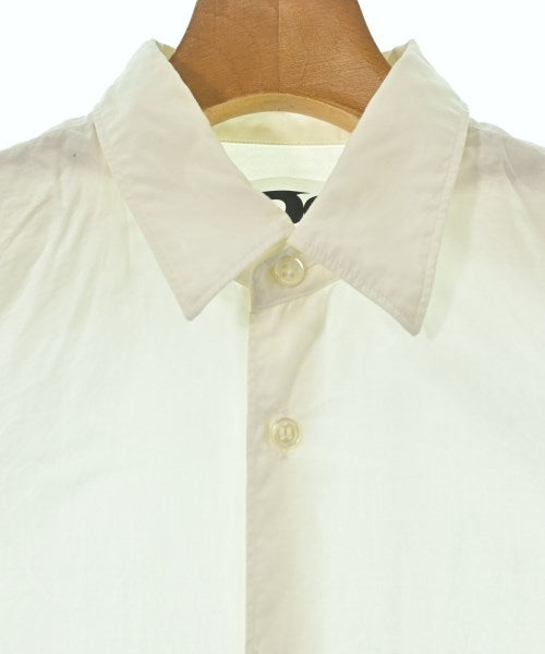 CDG เสื้อลำลอง