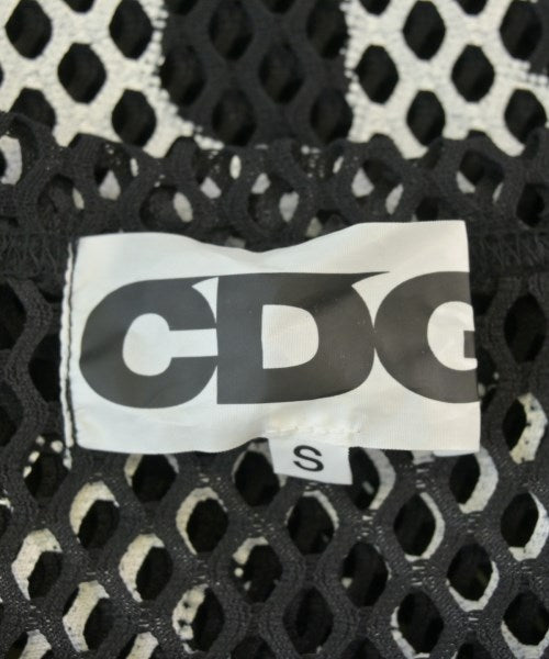 CDG เสื้อยืด/เสื้อท็อปส์