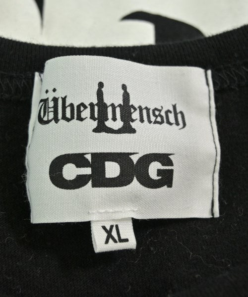 CDG เสื้อยืด/เสื้อท็อปส์